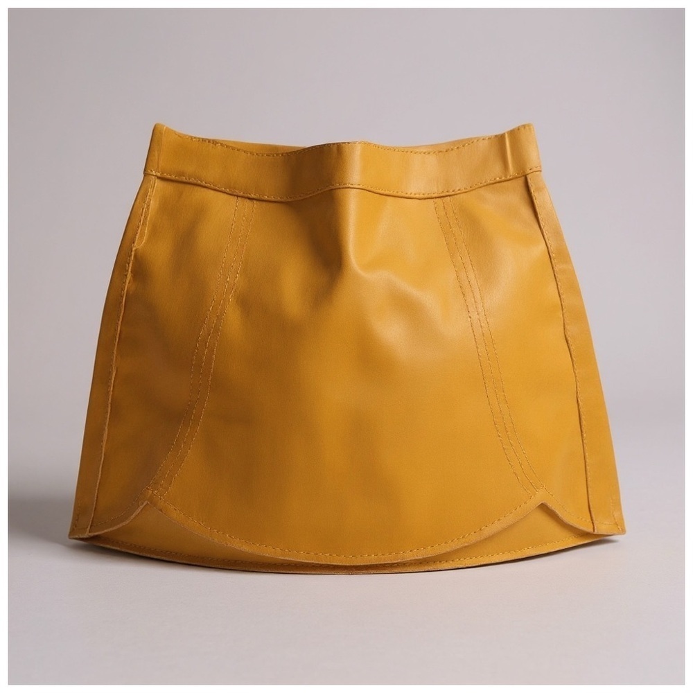 PacSun Women’s Corduroy Skirt. Yellow. Size 25”